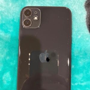 iPhone 11 128GB UNLOCKED